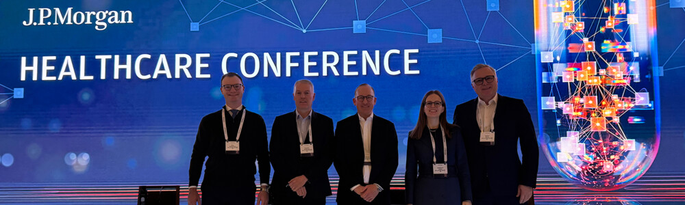 Our healthcare investment experts are attending the JPM Healthcare Conference and share their first-hand insights from direct discussions with industry leaders. The tone across pharma and biotech was notably constructive, supported by easing drug pricing uncertainty – especially in the US – and improved visibility for large pharma. As a result, investor focus is shifting back toward execution, pipeline delivery, and capital allocation. Various pharma and generics players highlighted strong launch momentum and biosimilar opportunities. In biotech, solid commercial execution and pipeline progress supported sentiment despite limited M&A activity.